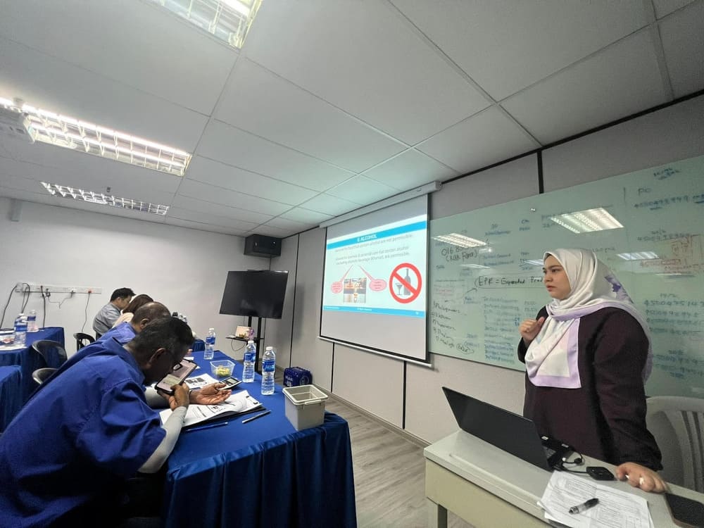 Halal certificate training provided by One Island Consultancy